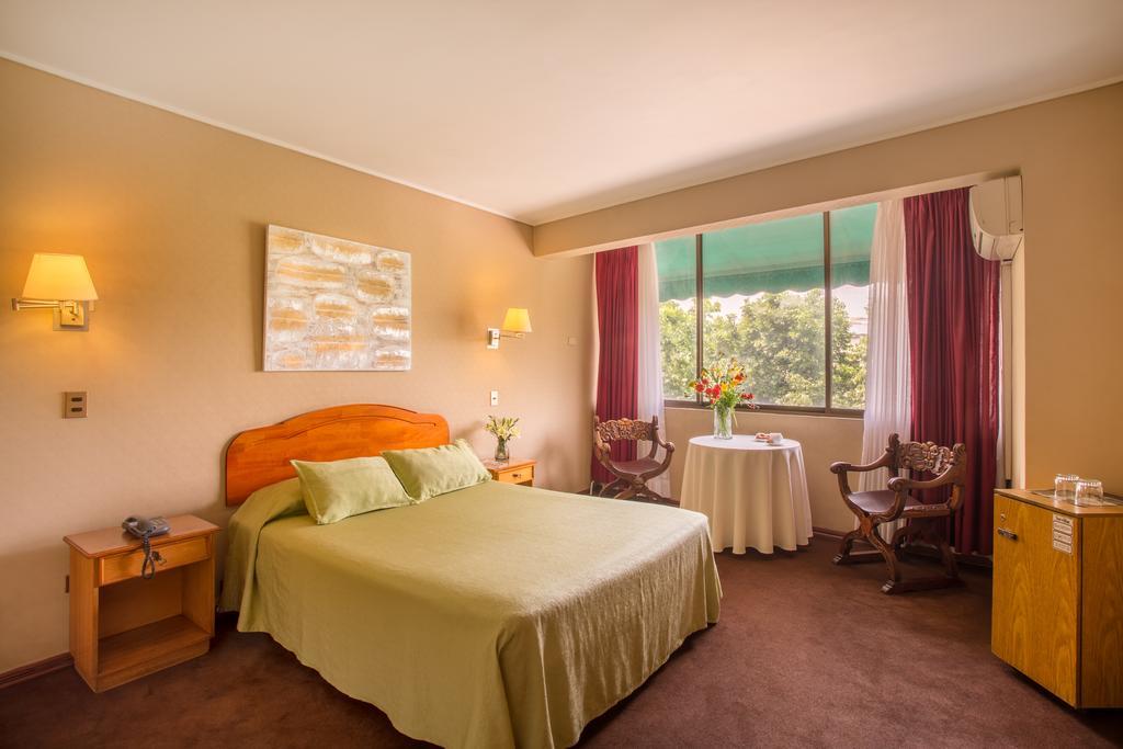 Hotel Conde Ansurez Сантьяго Екстер'єр фото